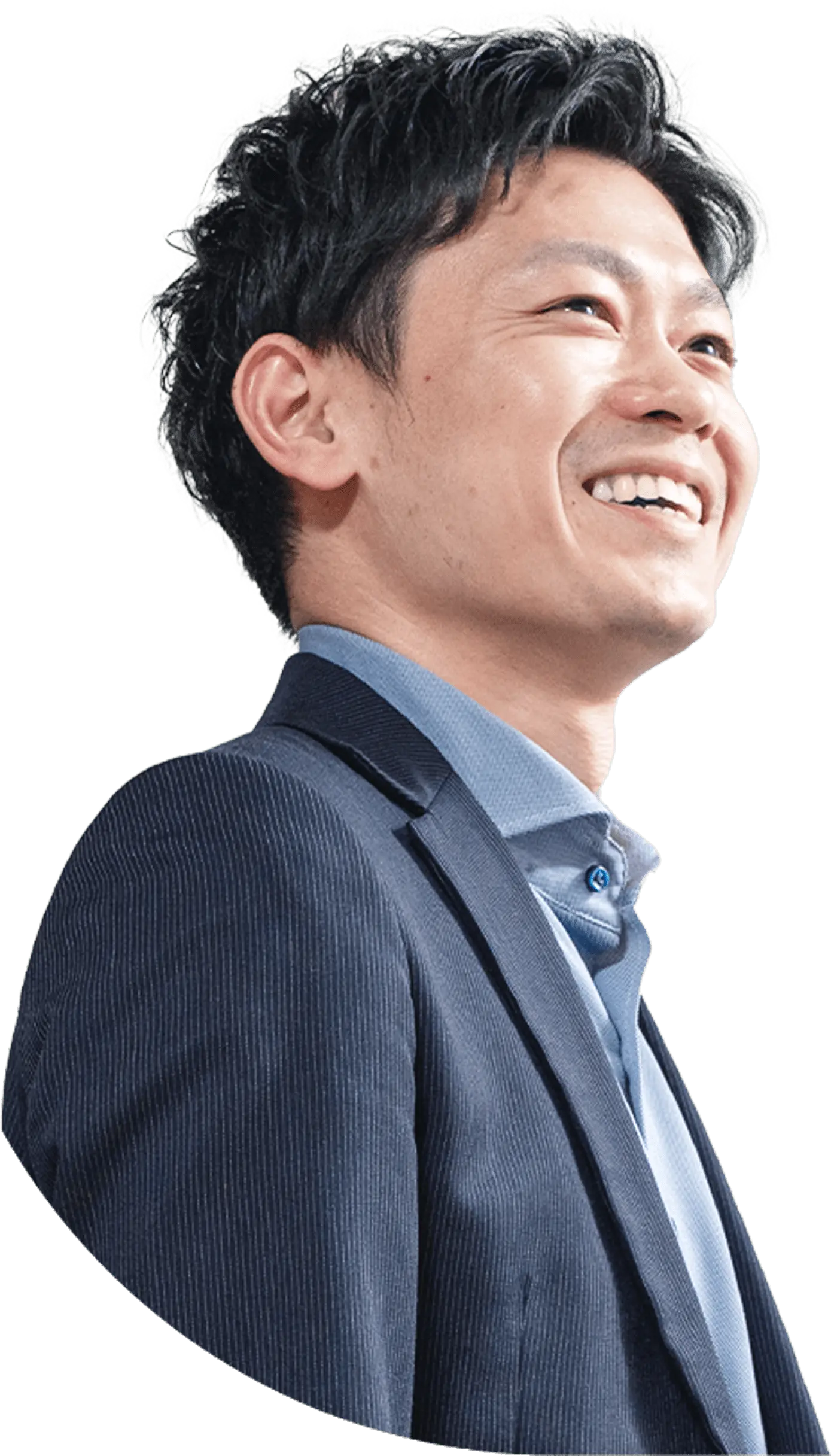 スーツを着た男性社員