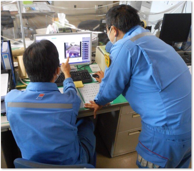 ドライバー待機場所での放映内容