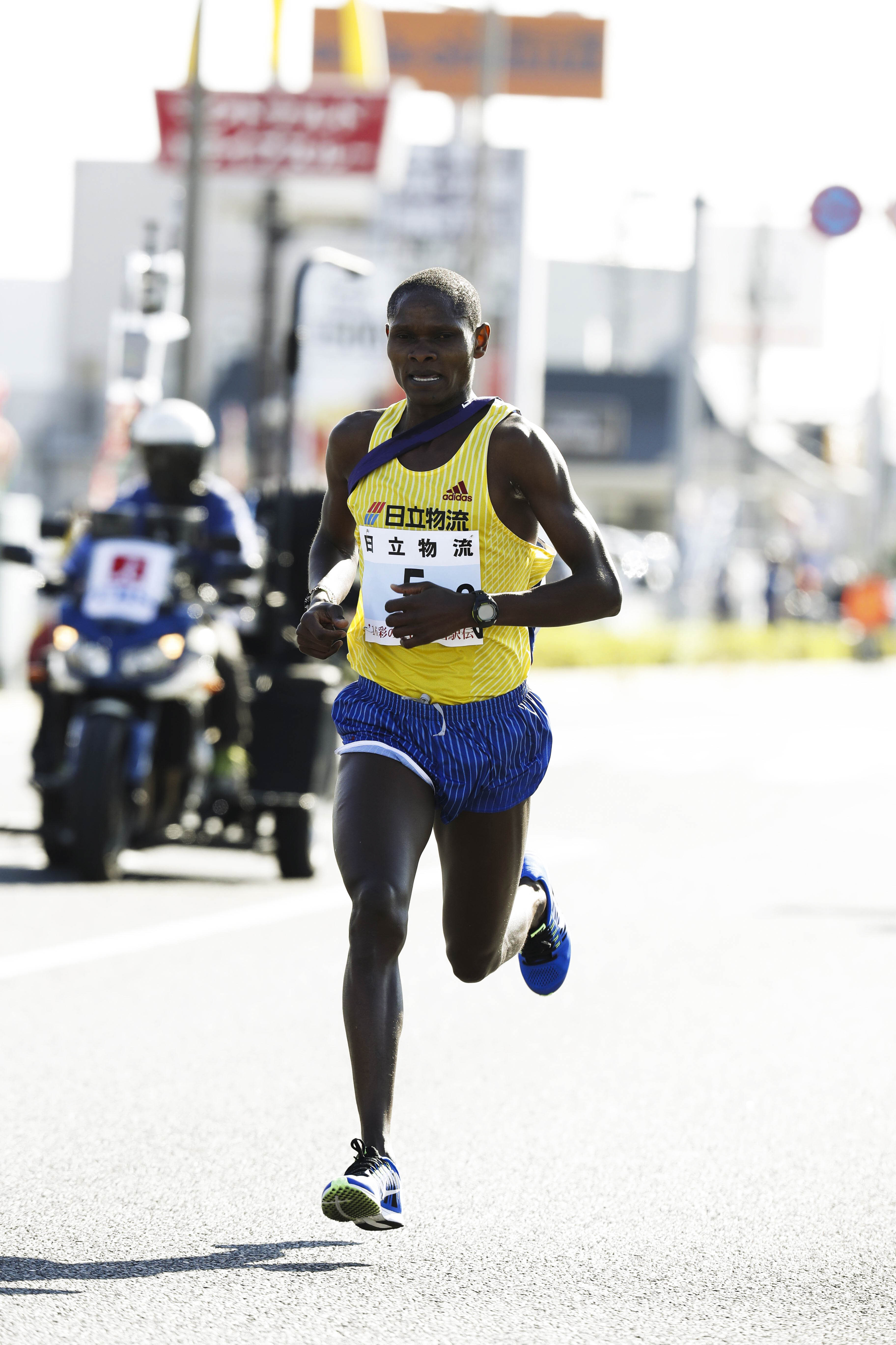 3区　ディク選手