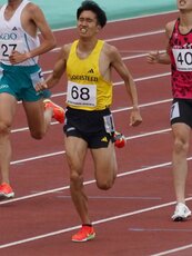 接戦の中ゴールする石塚選手