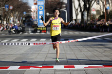 過去最高順位となる２位でゴールテープを切る海老澤選手