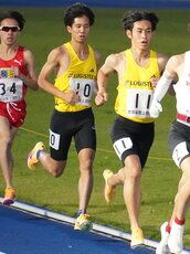 山谷選手(No11)、村松選手(No10)