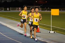 積極的に前に出てレースを作った藤本選手(No8)