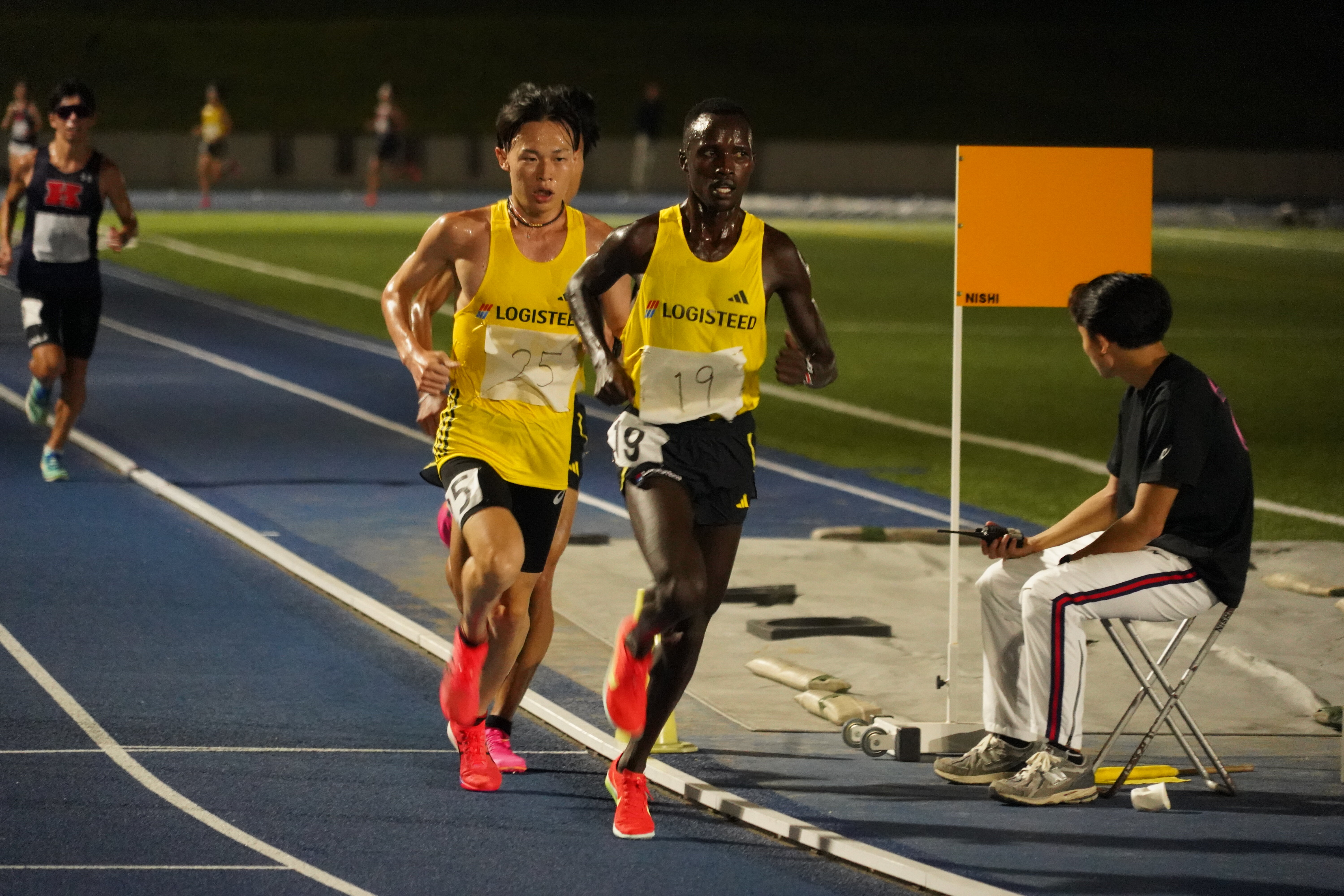 藤本選手、ロノ選手